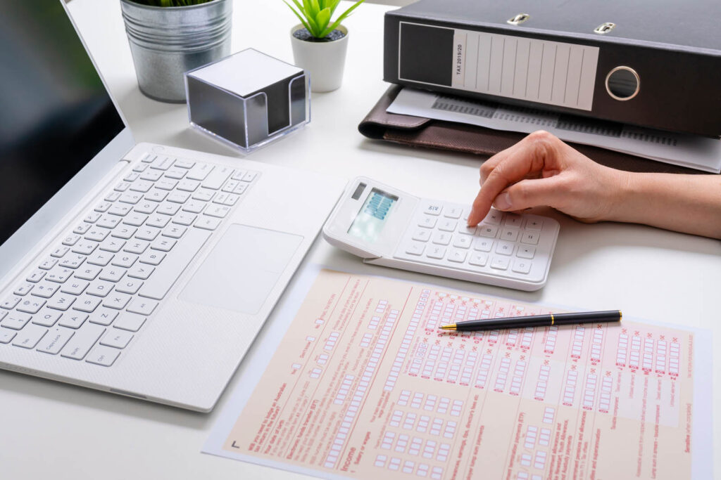 Tax accountant