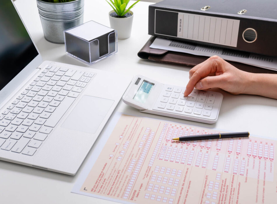 Tax accountant